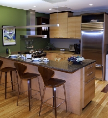 <strong>General Contracting</strong><br>
Experienced in a variety of project types, from small to large.